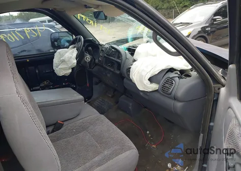 2001 Dodge Ram 1500 St from USA, damaged, VIN 1B7HC16Z11S170010